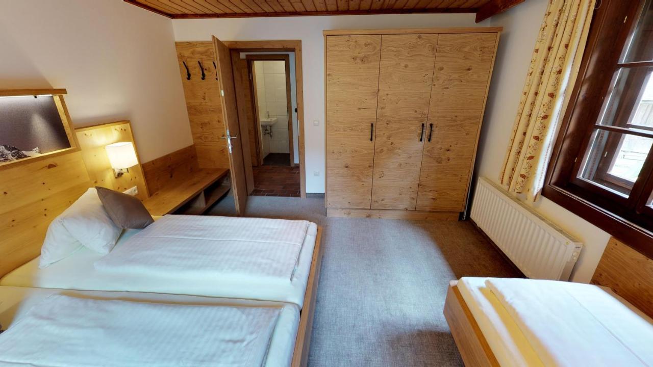 Familienparadies Wolfgangbauer Heiligenblut am Großglockner Exterior foto